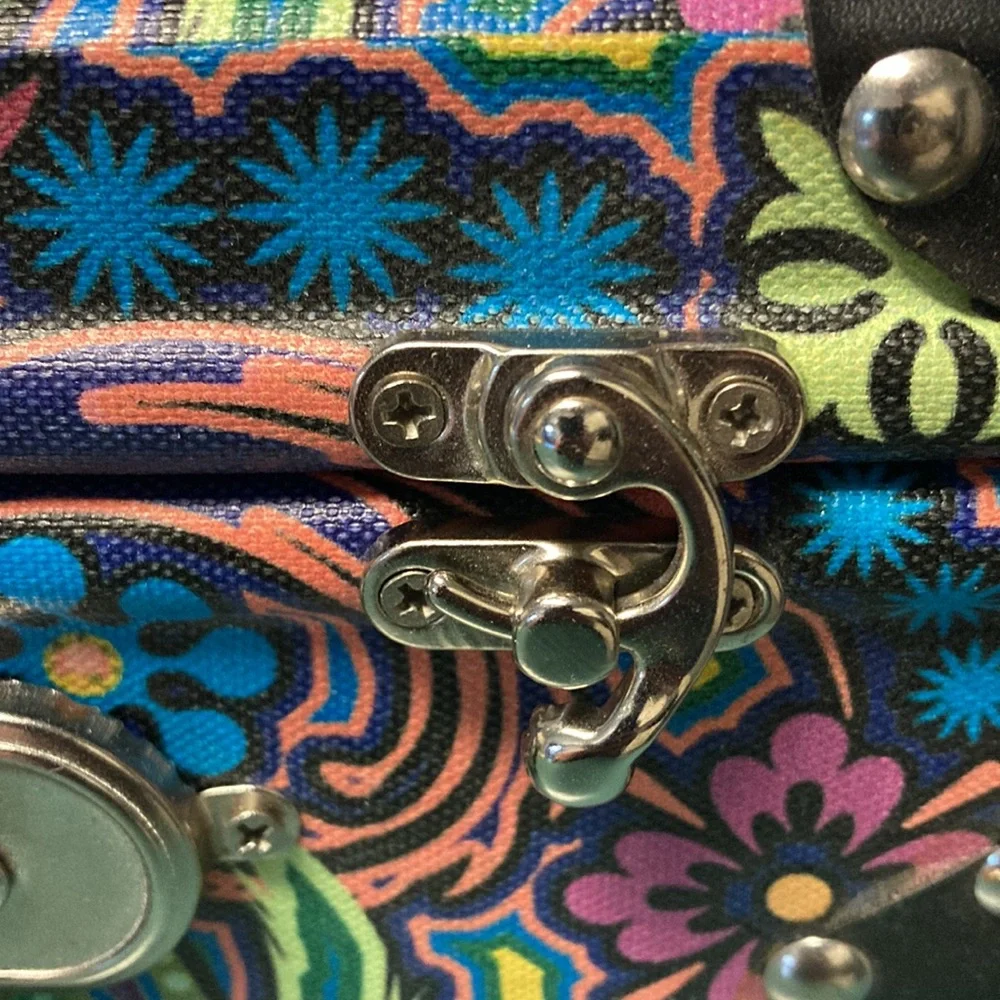 Painted skull box purse - Picture 8 of 12